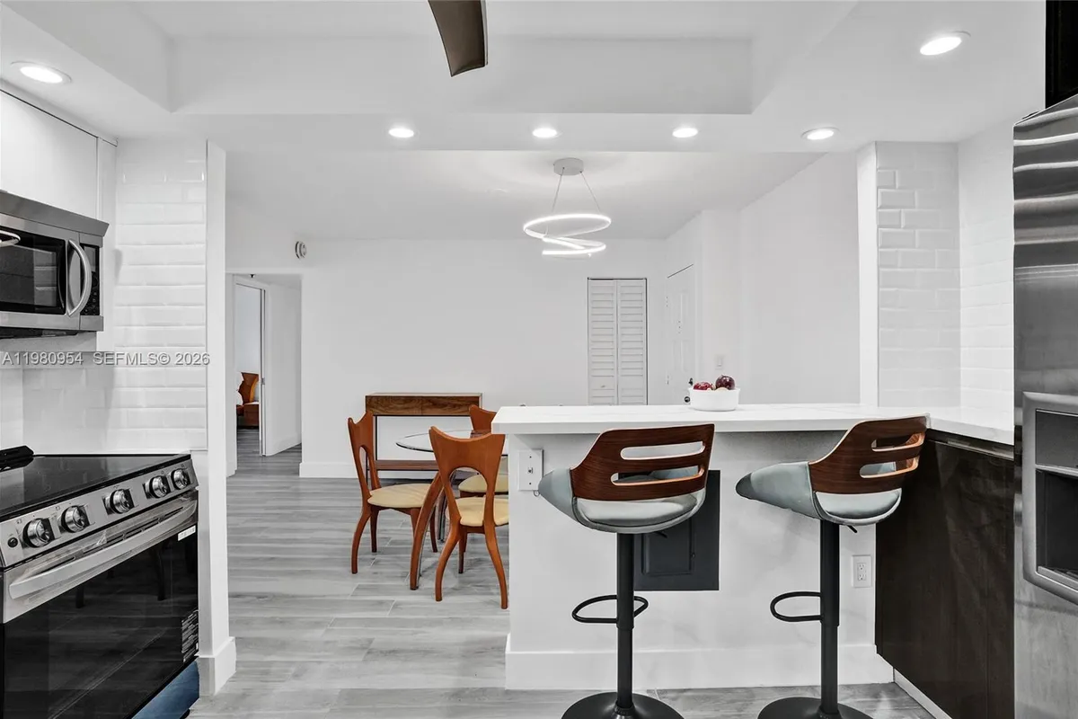 1201 S Ocean Dr # 1407S, Hollywood FL 33019