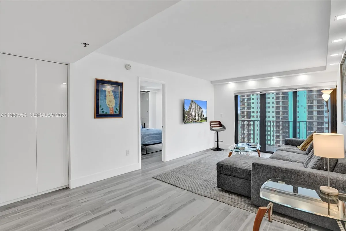 1201 S Ocean Dr # 1407S, Hollywood FL 33019