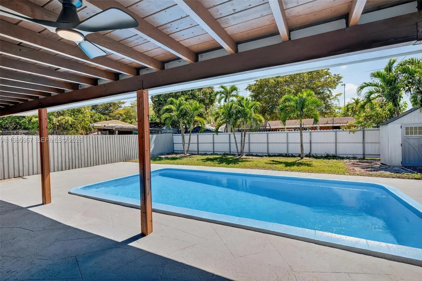 3 bedroom 2 bath for sale at 6740 Arthur St, Hollywood FL 33024