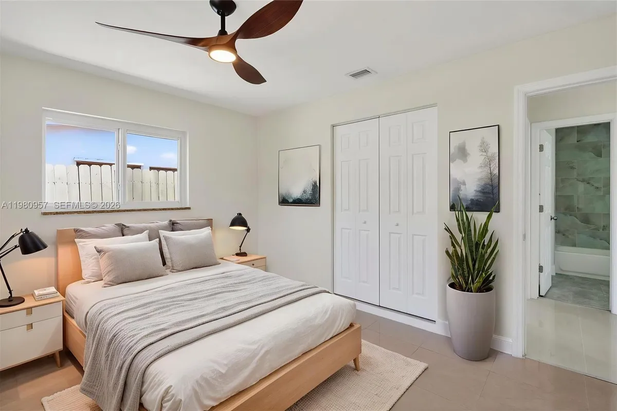 6740 Arthur St, Hollywood FL 33024