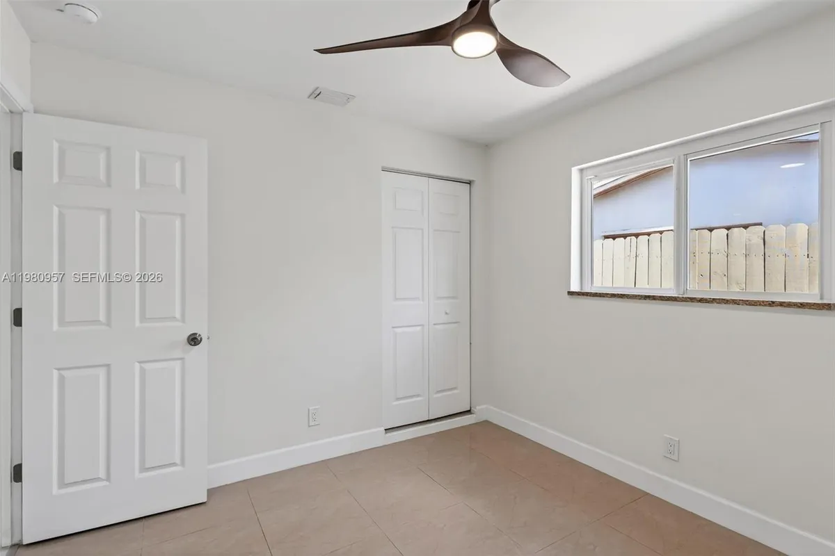 6740 Arthur St, Hollywood FL 33024