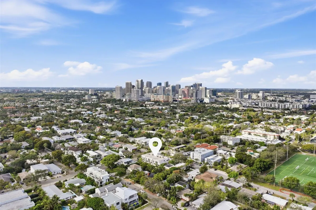 606 NE 14th Ave, Fort Lauderdale FL 33304