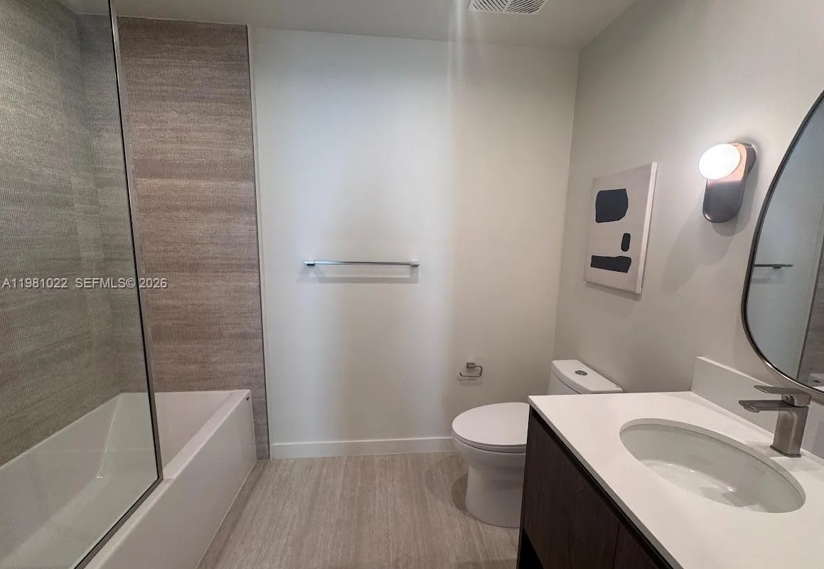 1611 SW 2nd Av # 306, Miami FL 33129