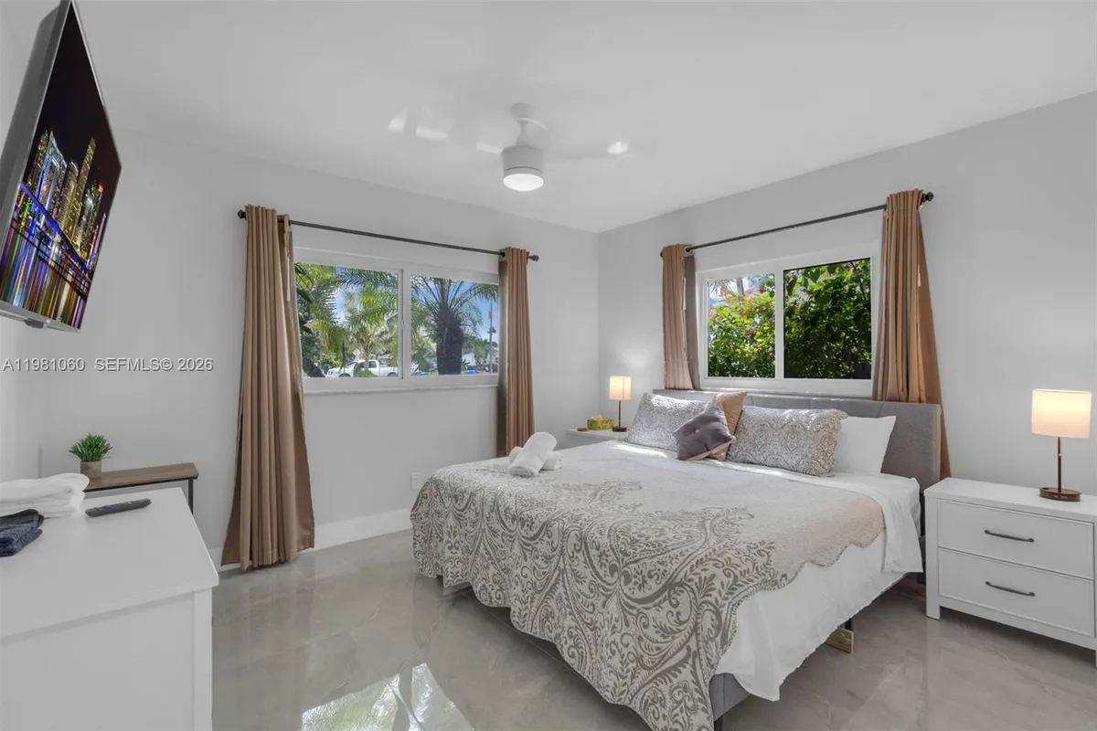 2227 NW 65th Ave, Margate FL 33063