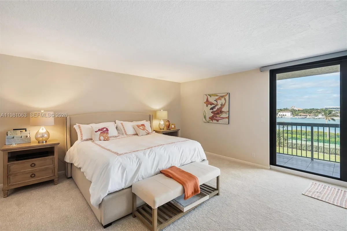 19670 Beach Rd # A404, Tequesta FL 33469