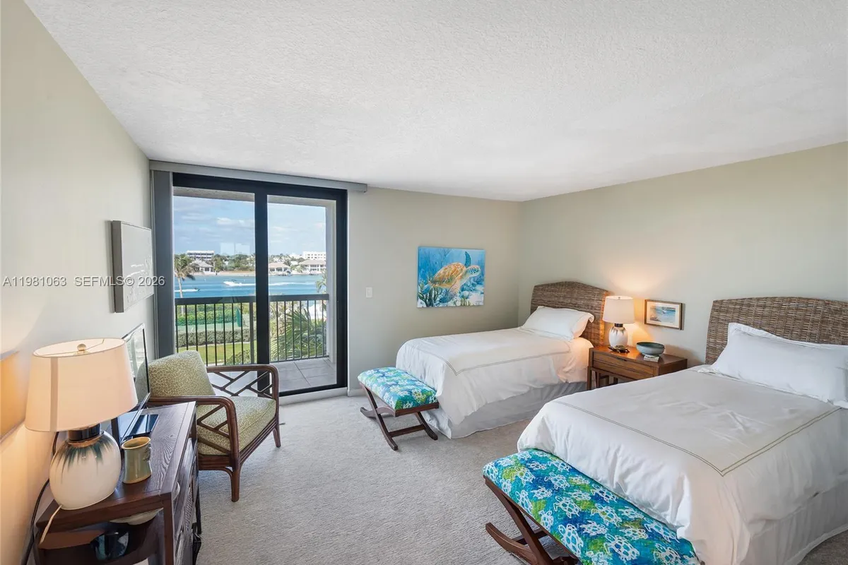 19670 Beach Rd # A404, Tequesta FL 33469