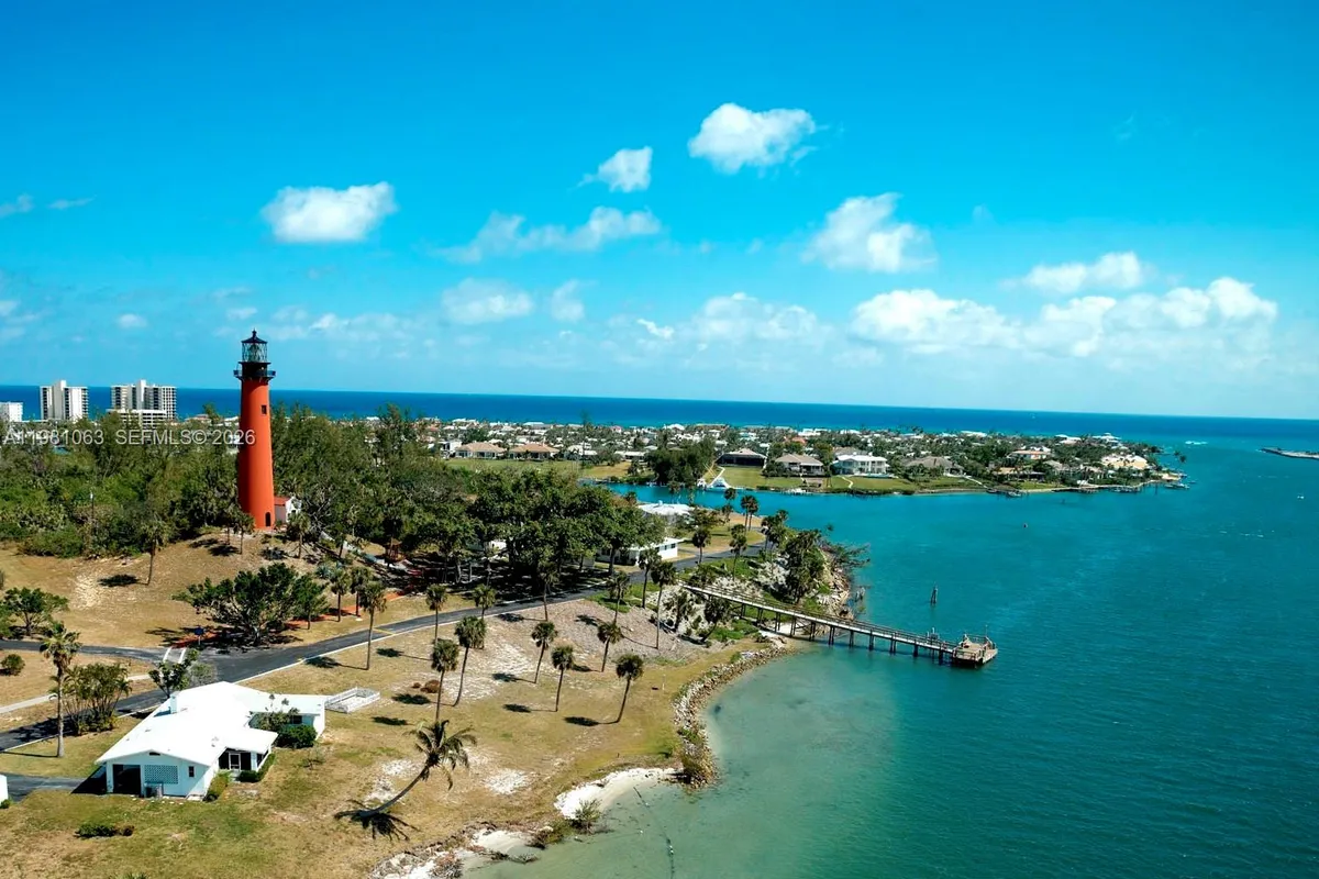 19670 Beach Rd # A404, Tequesta FL 33469