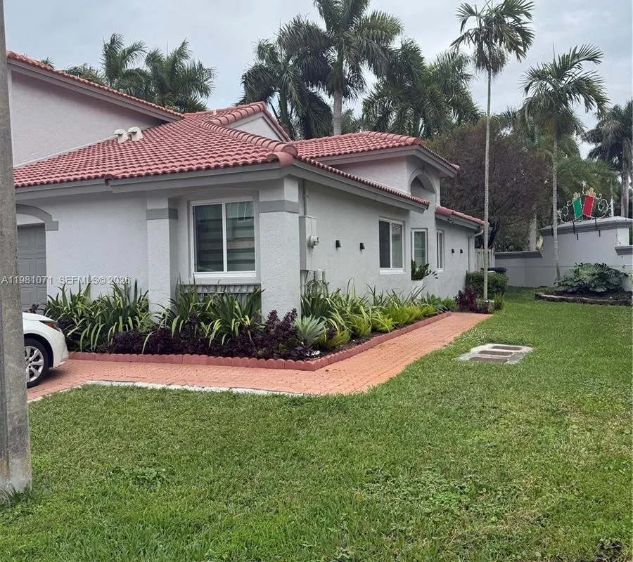 5121 NW 114th Ct, Doral FL 33178