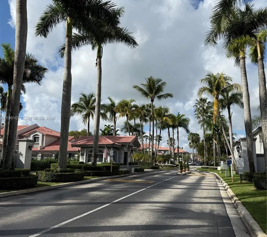 5121 NW 114th Ct, Doral FL 33178