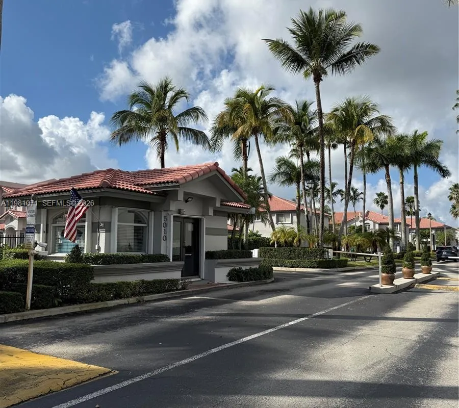 5121 NW 114th Ct, Doral FL 33178