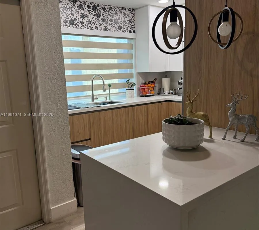 5121 NW 114th Ct, Doral FL 33178