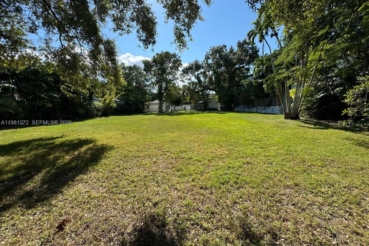 3528 Royal Palm Ave, Miami FL 33133