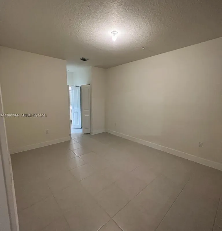 8001 NW 41st St # 202, Doral FL 33166