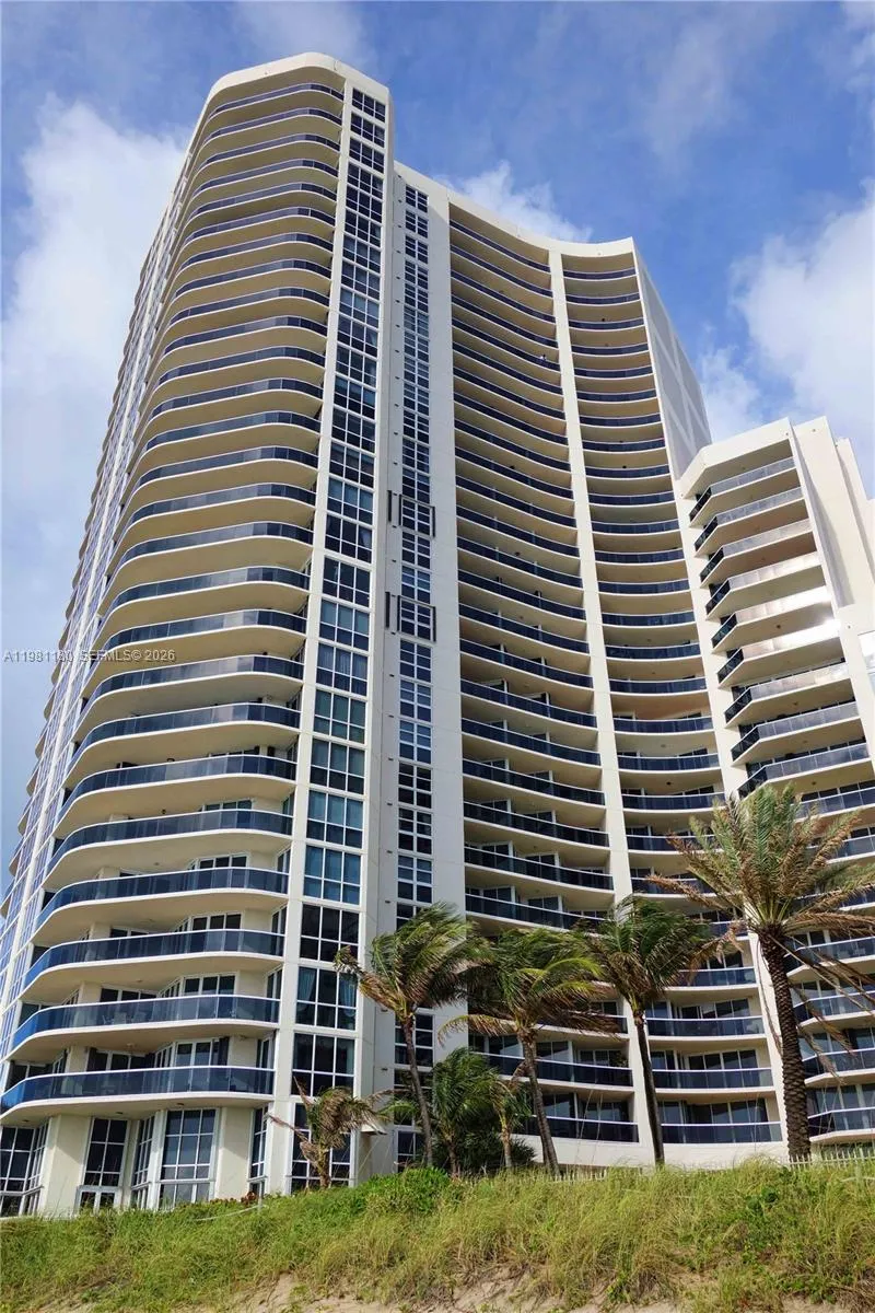 3200 N Ocean Blvd # 1202, Fort Lauderdale FL 33308