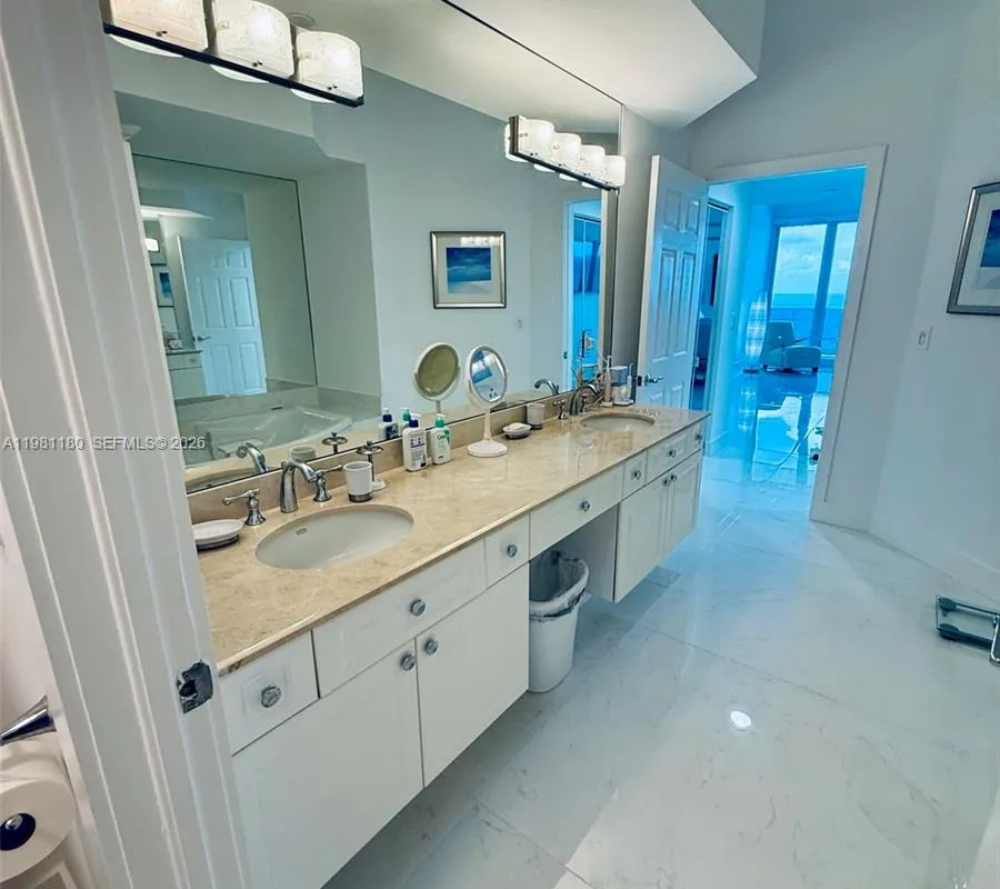 3200 N Ocean Blvd # 1202, Fort Lauderdale FL 33308