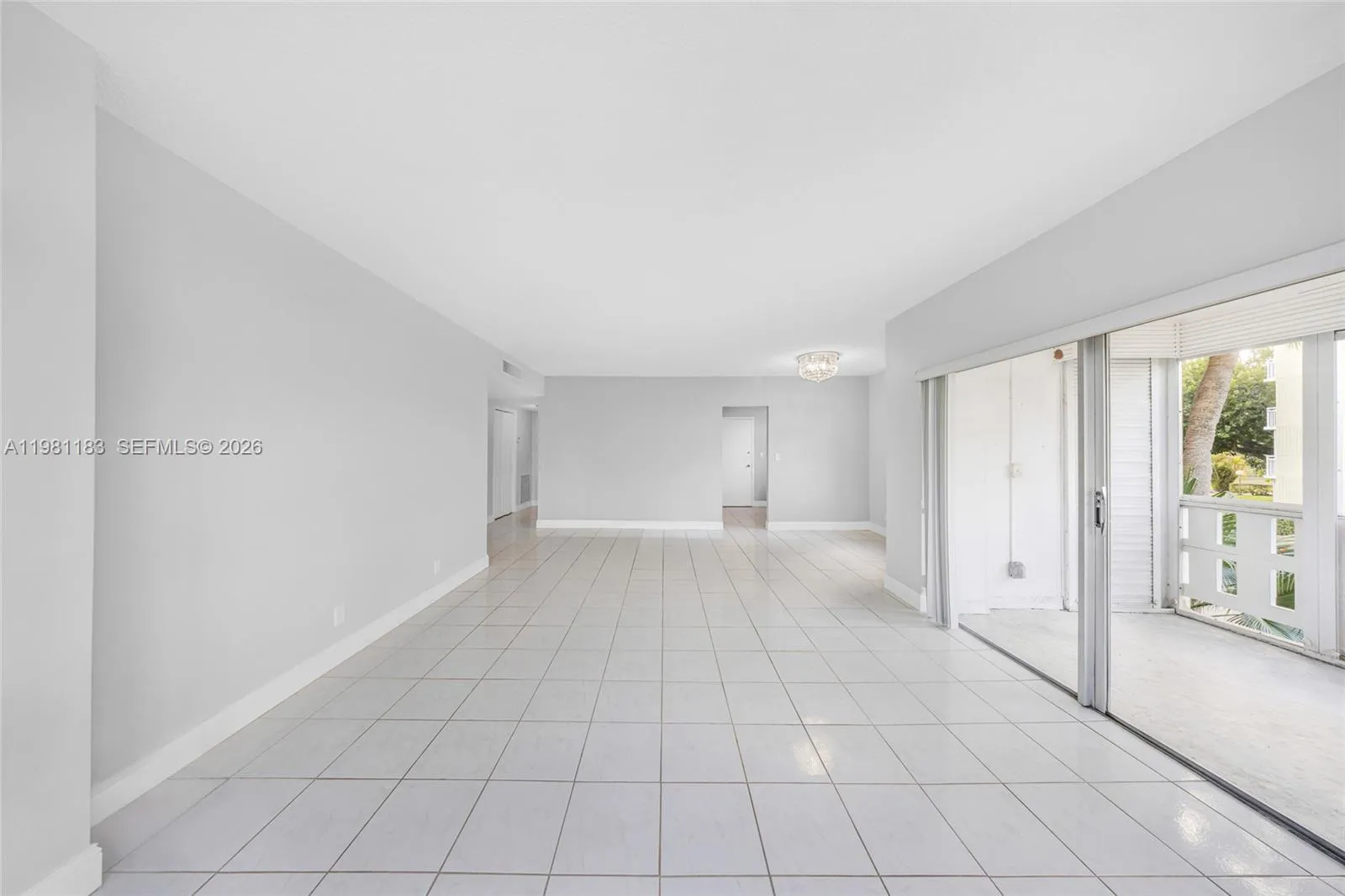 4350 Hillcrest Dr # 200, Hollywood FL 33021