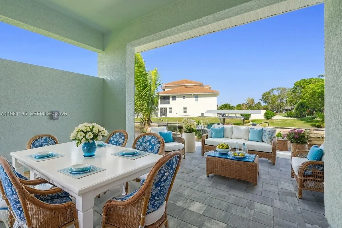 1107 SE 38 ST, Cape Coral FL 33904