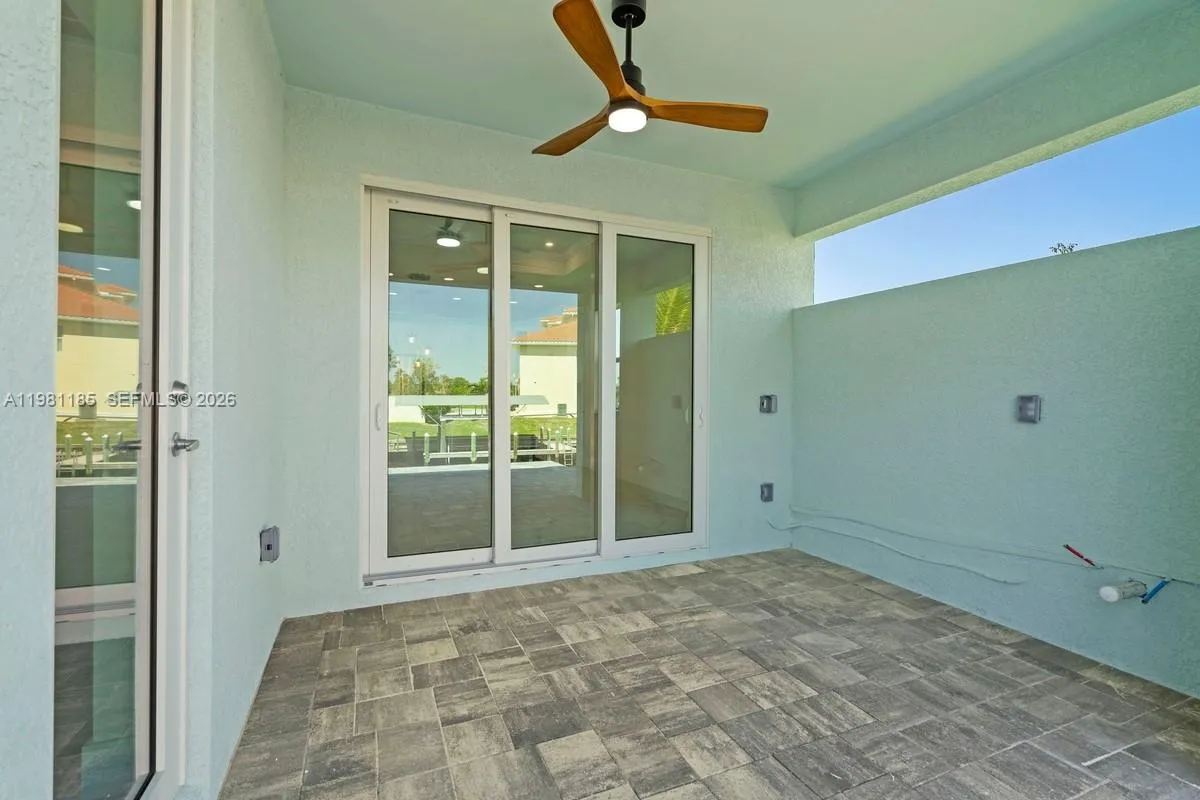 1107 SE 38 ST, Cape Coral FL 33904