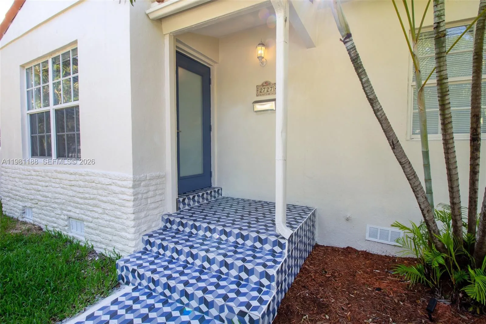 2727 Calusa St, Miami FL 33133