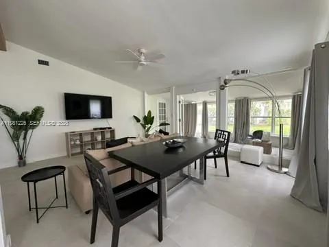 831 NW 20 Terrace, Gainesville FL 32603