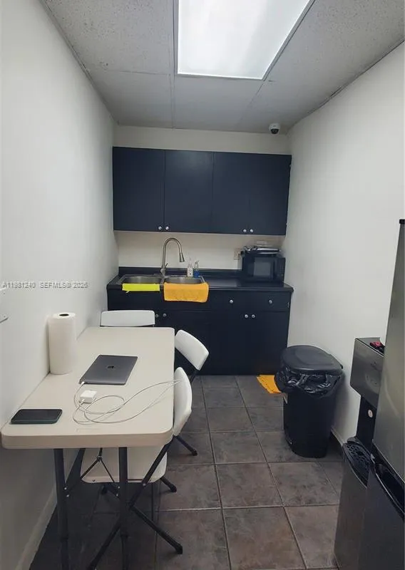 2100 NW 93rd Ave, Doral FL 33172