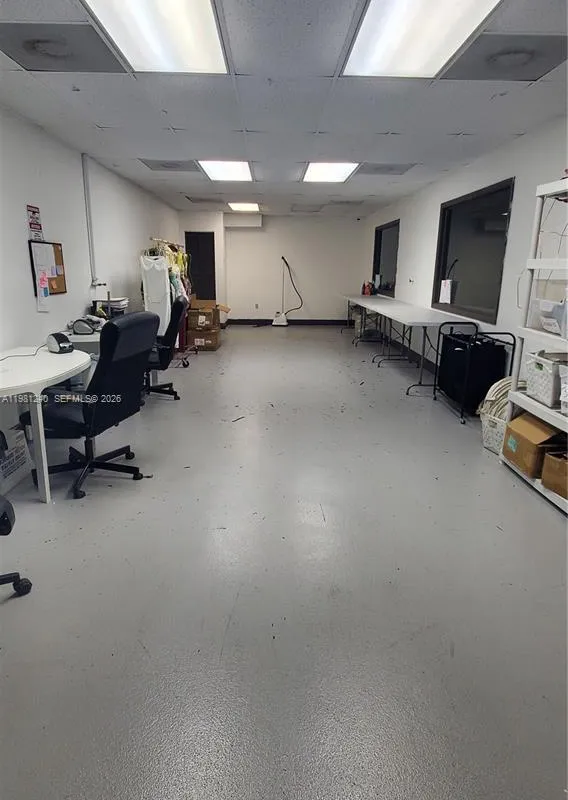 2100 NW 93rd Ave, Doral FL 33172