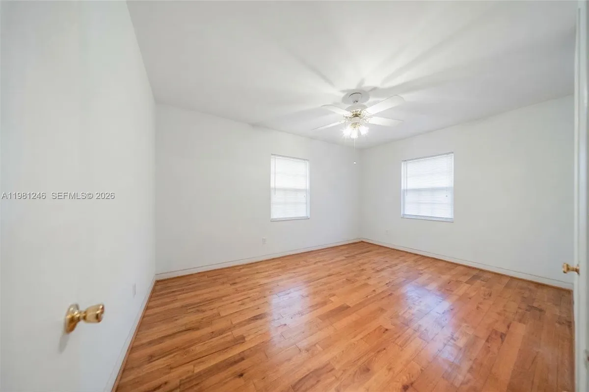 512 Mendoza Ave, Coral Gables FL 33134