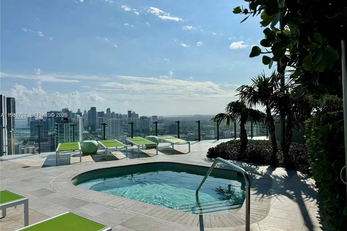 501 NE 31st St # 3208, Miami FL 33137