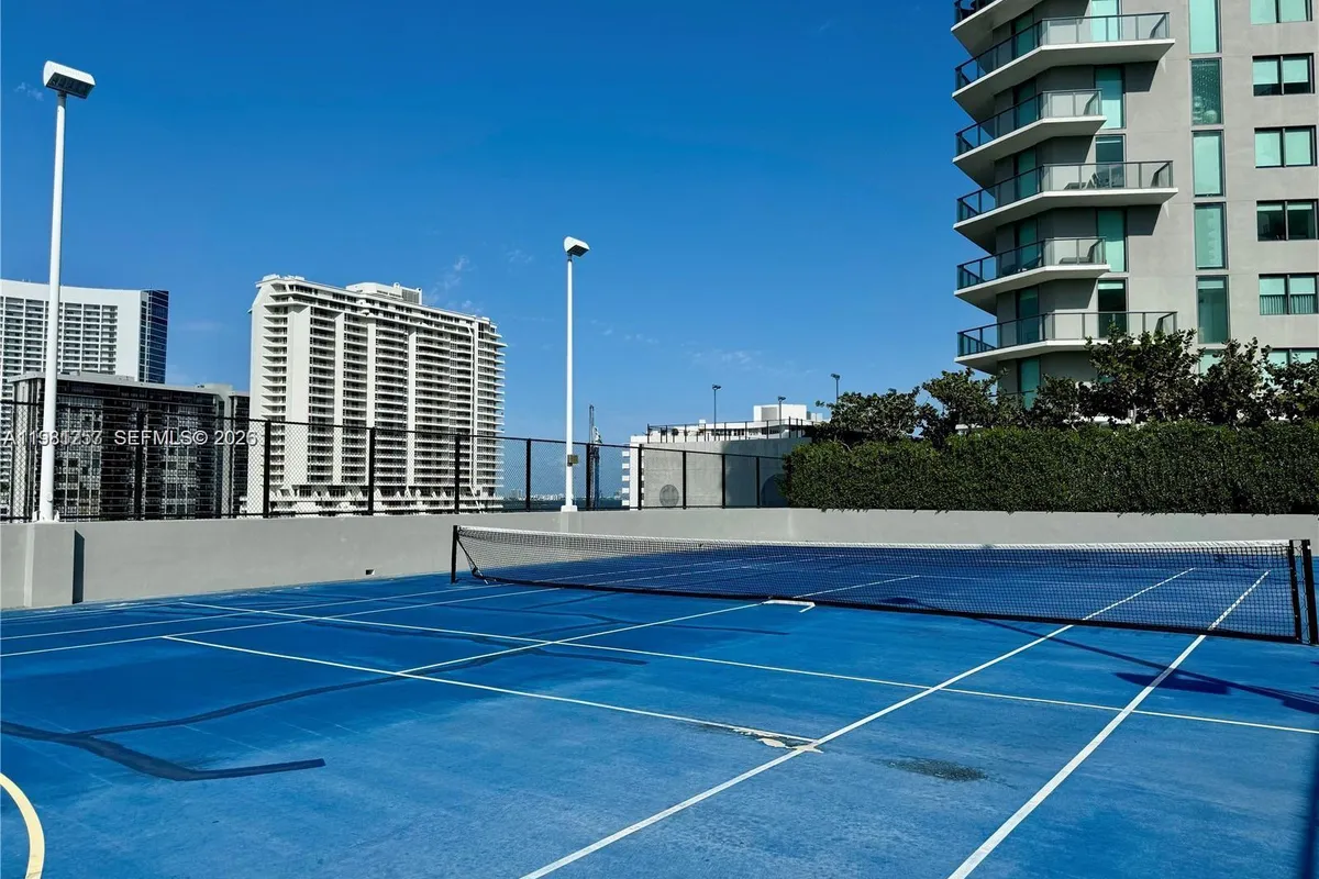 501 NE 31st St # 3208, Miami FL 33137