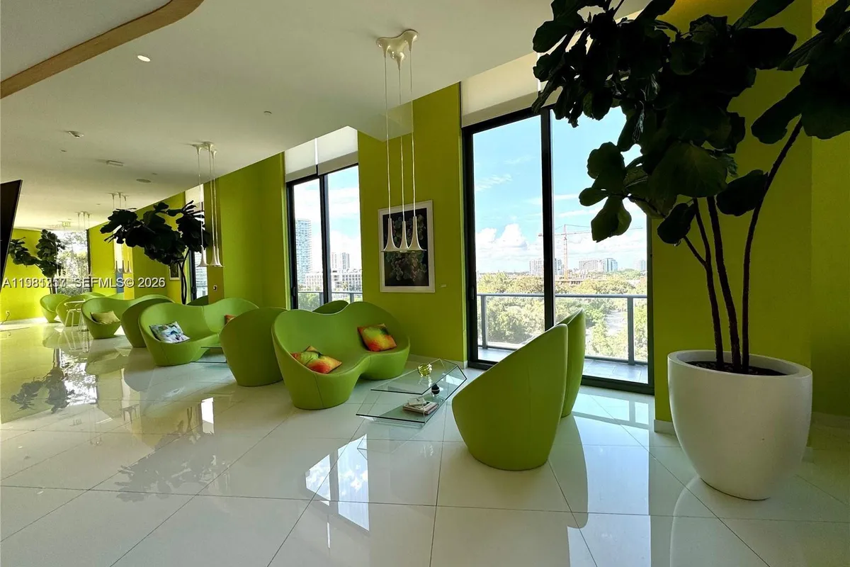 501 NE 31st St # 3208, Miami FL 33137