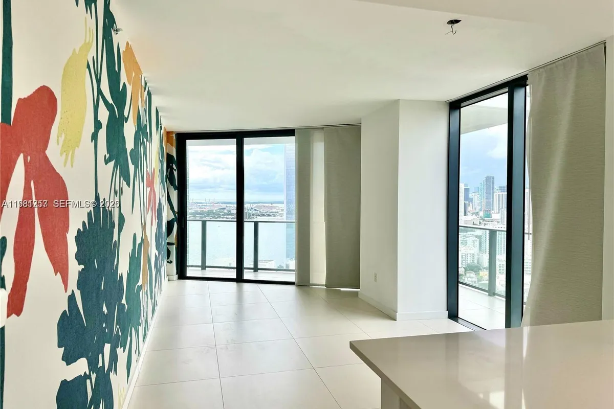 501 NE 31st St # 3208, Miami FL 33137