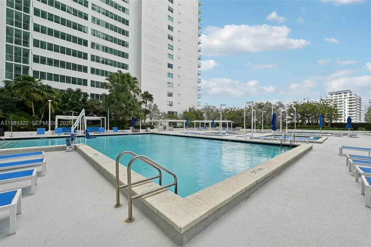 1800 N Bayshore Dr # 2811, Miami FL 33132