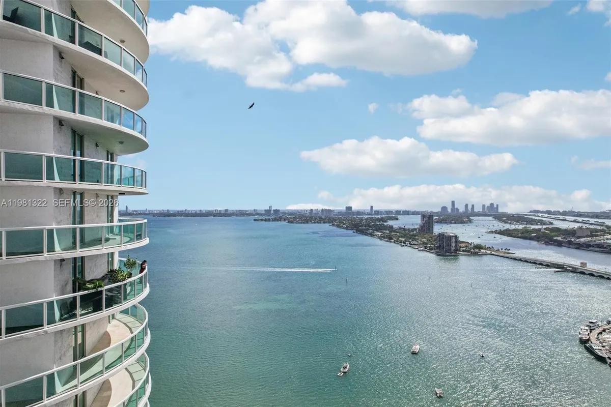 1800 N Bayshore Dr # 2811, Miami FL 33132