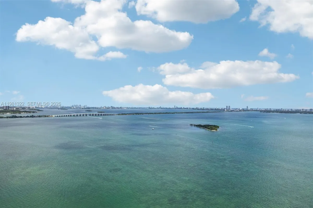 1800 N Bayshore Dr # 2811, Miami FL 33132