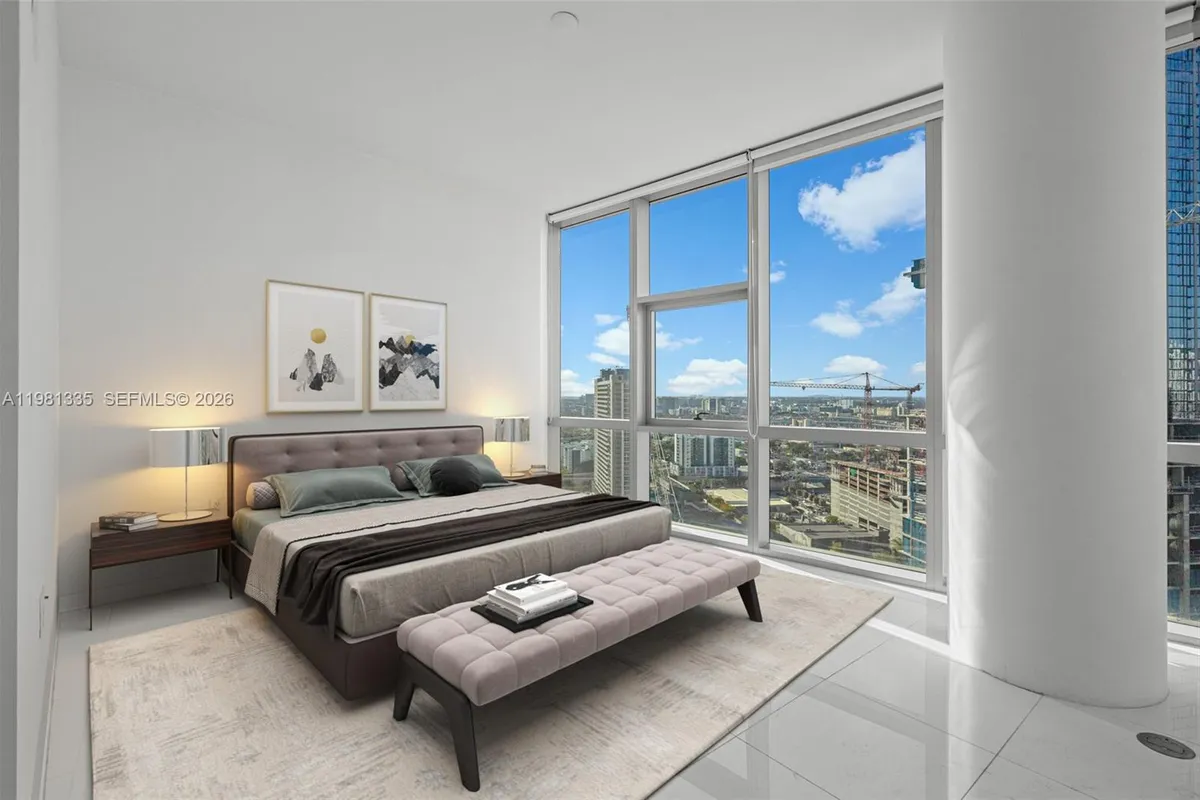 851 NE 1st Ave # 2200, Miami FL 33132