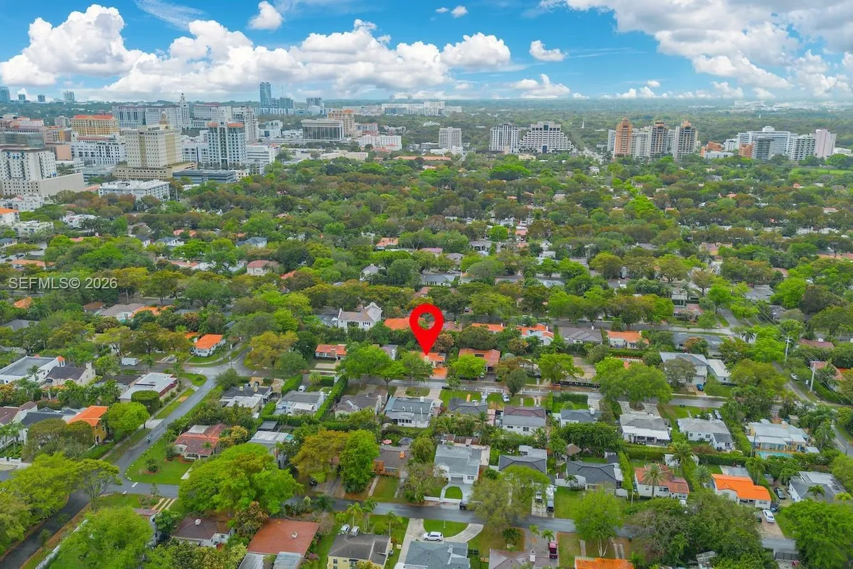 512 Mendoza Ave, Coral Gables FL 33134