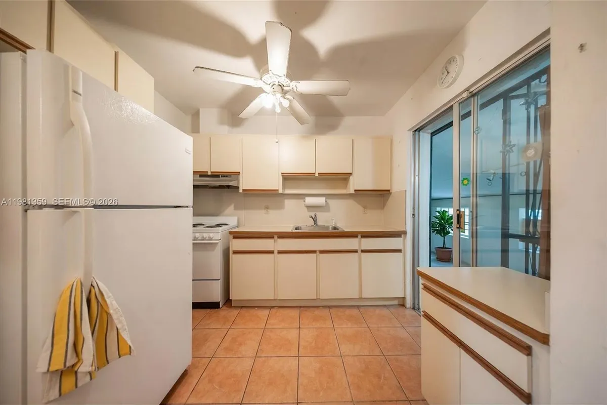 512 Mendoza Ave, Coral Gables FL 33134