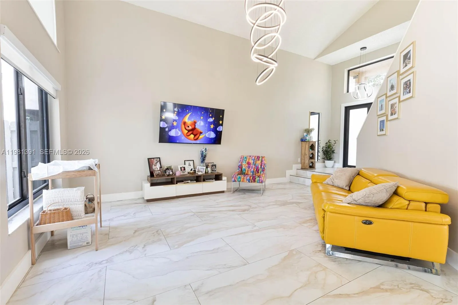 2836 W River Run Cir W, Miramar FL 33025