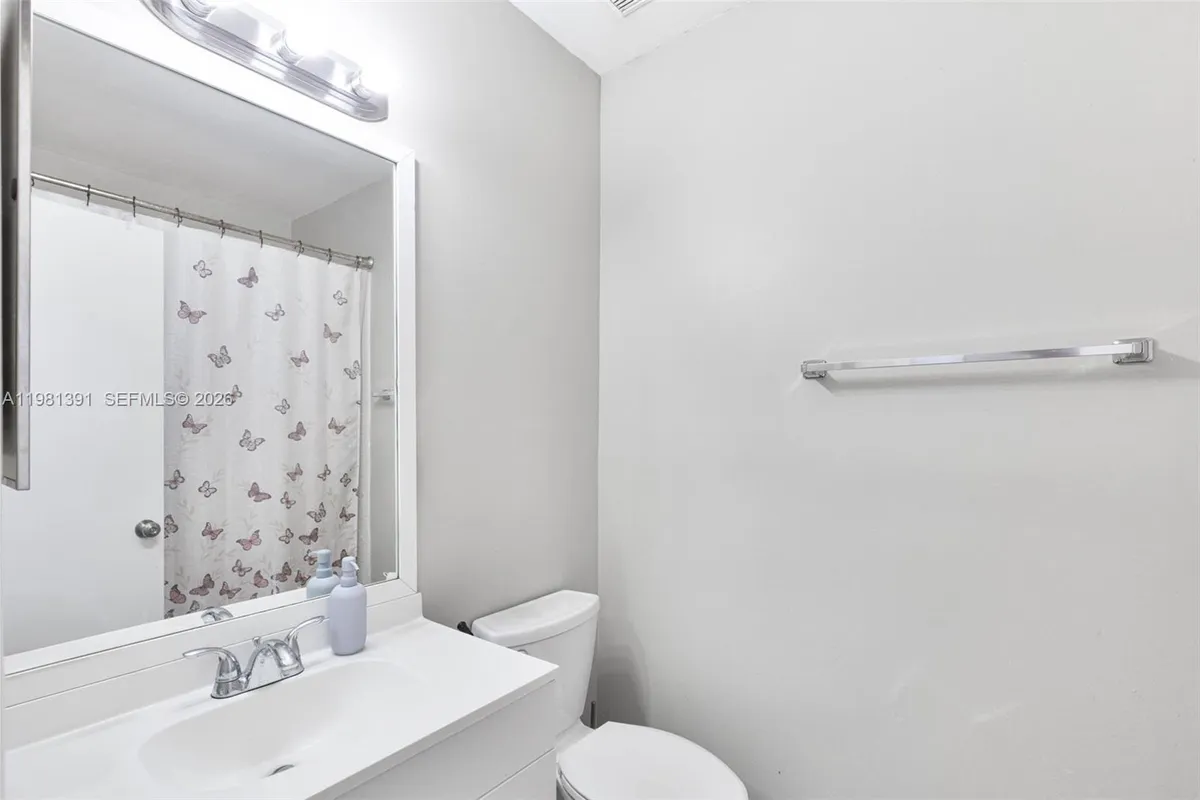 2836 W River Run Cir W, Miramar FL 33025