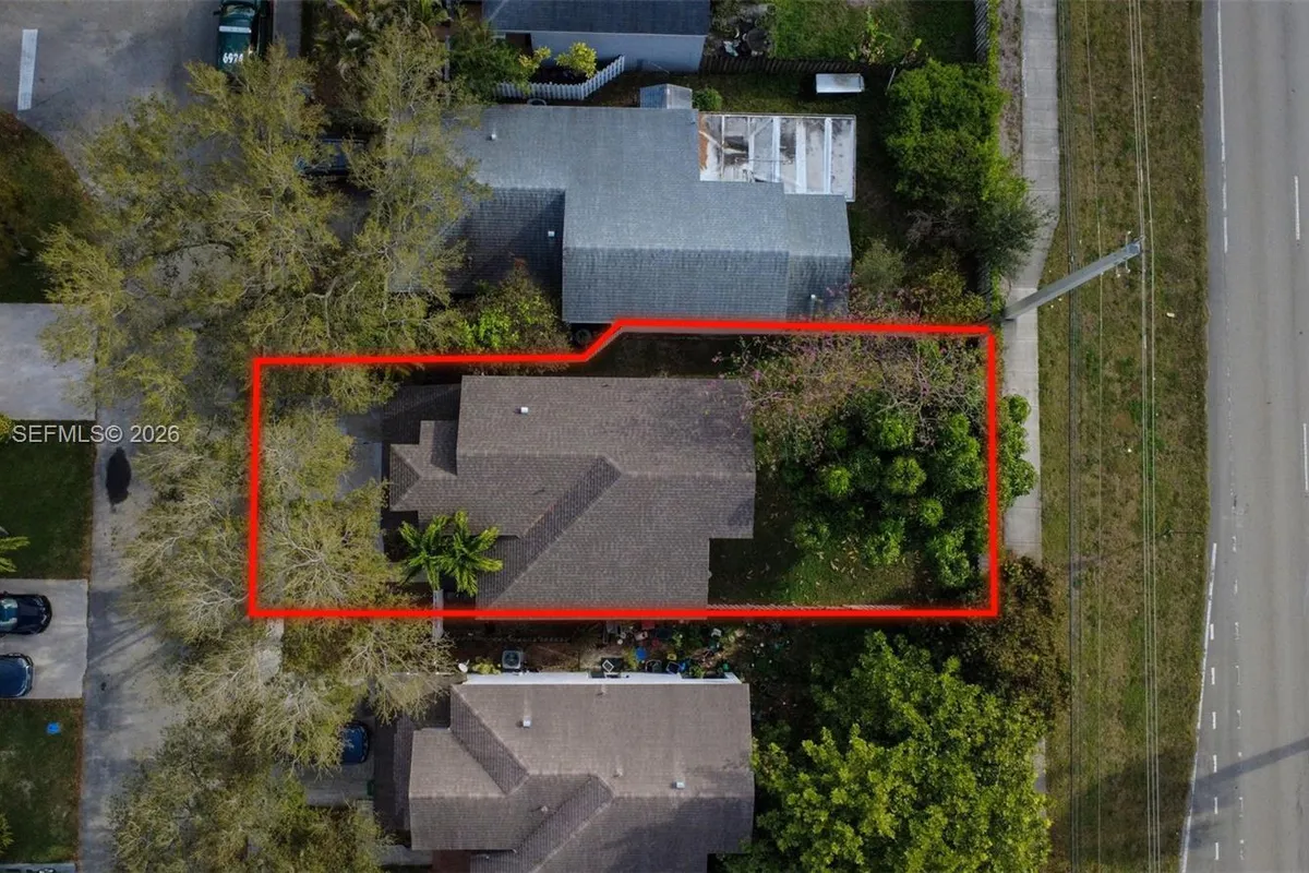 2836 W River Run Cir W, Miramar FL 33025