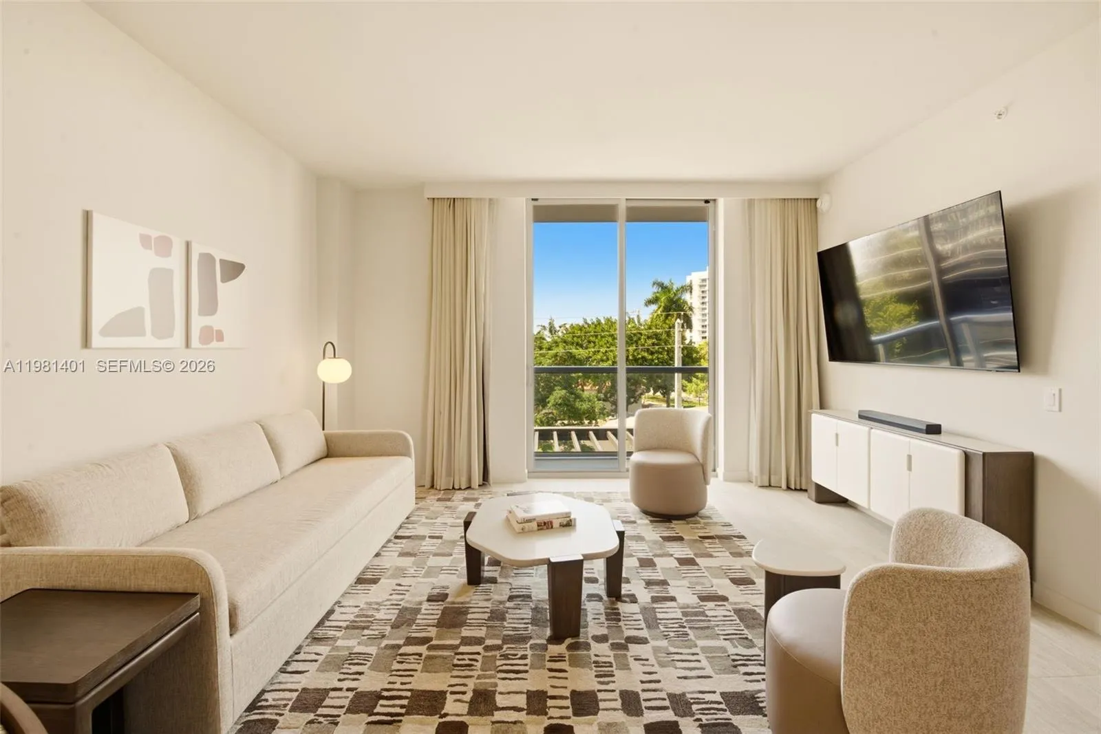 1 bedroom 2 bath for sale at 1611 SW 2nd Avenue # 301, Miami FL 33129