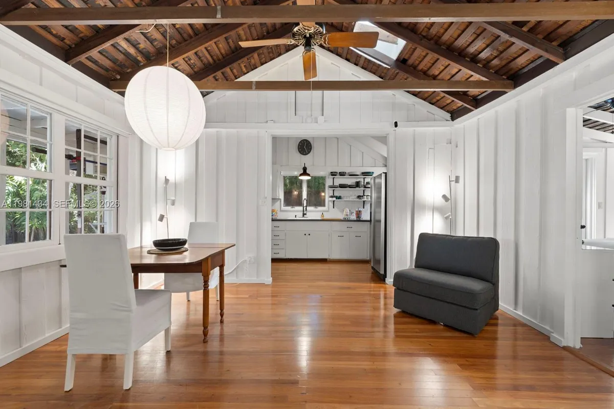 3558 Royal Palm Ave, Miami FL 33133