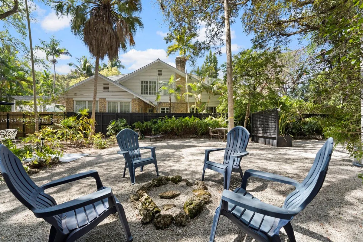 3558 Royal Palm Ave, Miami FL 33133