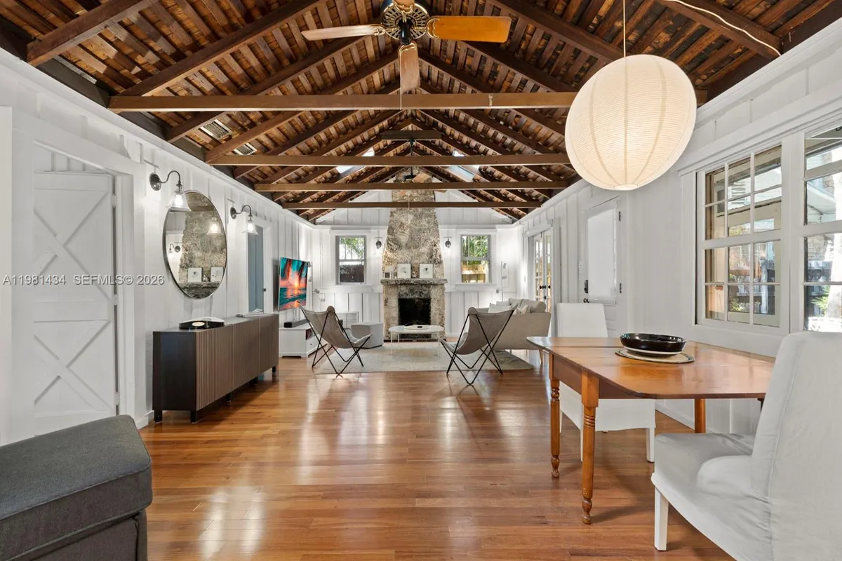 3558 Royal Palm Ave, Miami FL 33133