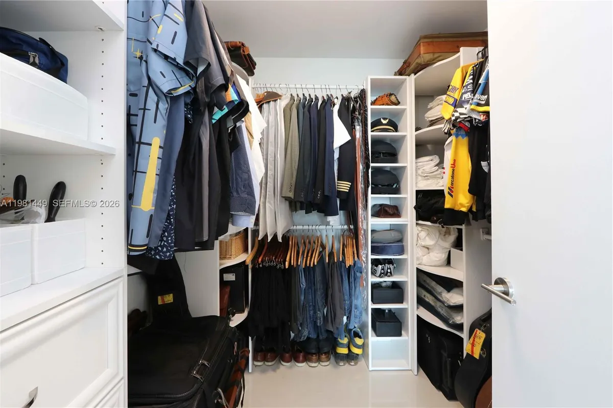 2900 NE 7th Ave # 404, Miami FL 33137