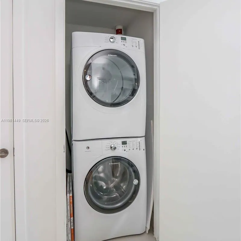 2900 NE 7th Ave # 404, Miami FL 33137