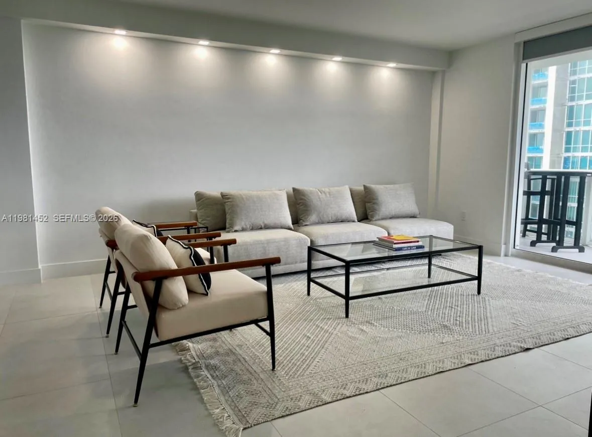 10275 Collins Ave # 933, Bal Harbour FL 33154