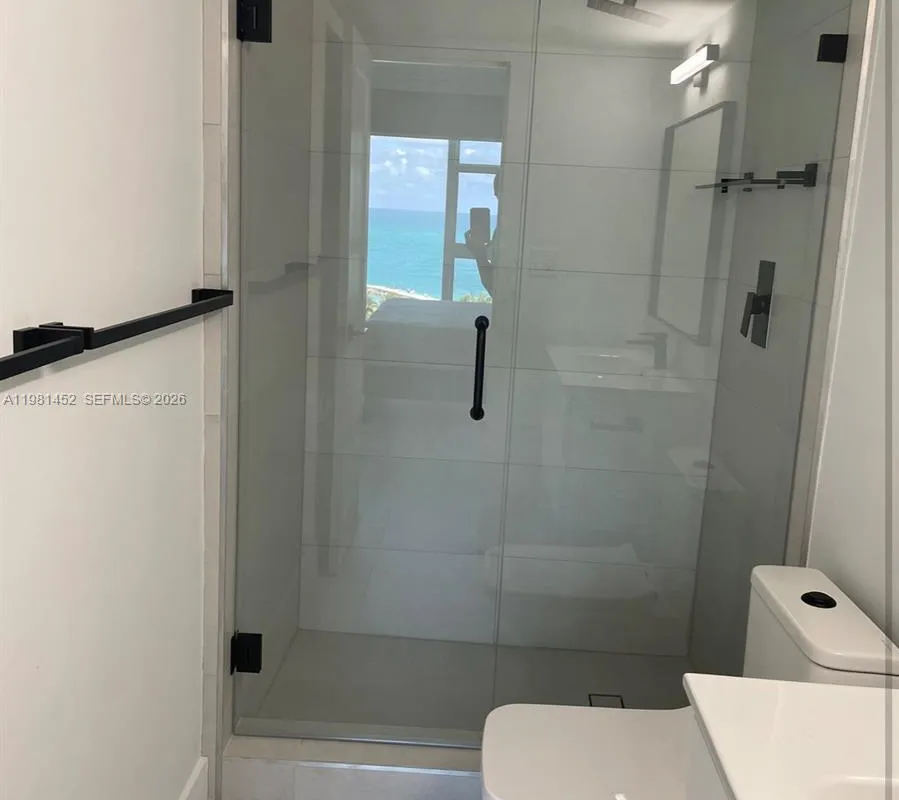 10275 Collins Ave # 933, Bal Harbour FL 33154
