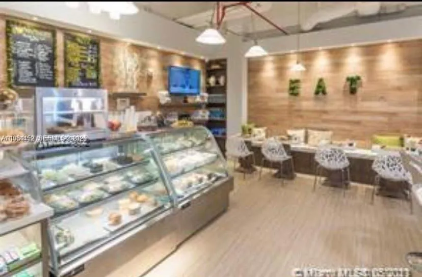 10275 Collins Ave # 933, Bal Harbour FL 33154