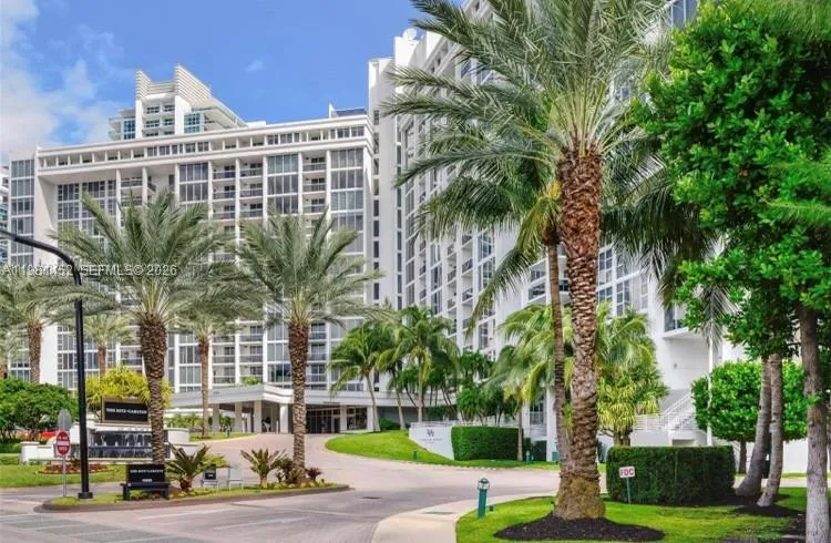 10275 Collins Ave # 933, Bal Harbour FL 33154